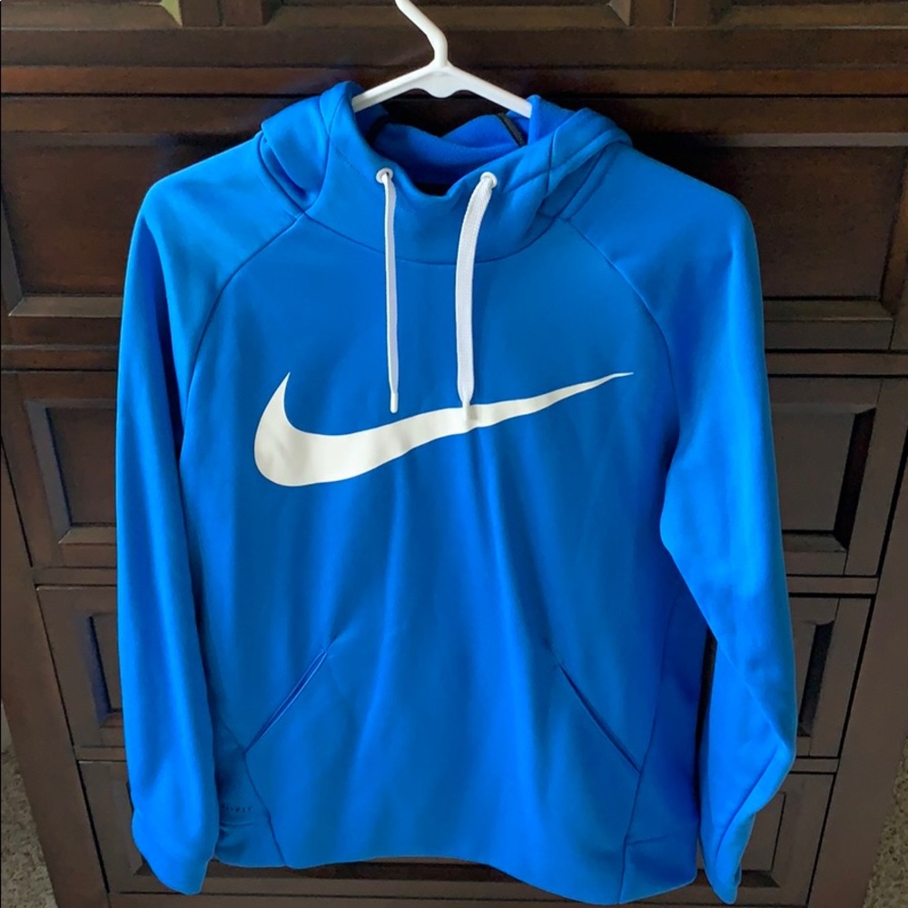 NIKE women’s pullover hoodie